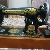 چرخ خیاطی برقی عتیقه دوشیرنشان|چرخ خیاطی و ریسندگی|شاهین‌شهر, خانه کارگر|دیوار