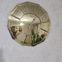 ساعت آینه ایی شیک و کاملا سالم