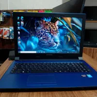 لپ تاپ برند LENOVO رنگ آبی  در حد نو