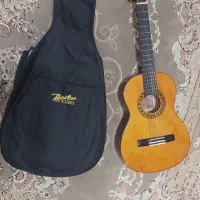 اسباب بازی و آلات موسیقی
