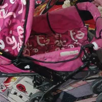 کالسکه نو تمیز سالم