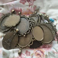 قاب زیورآلات / رزین/ گلدوزی