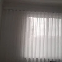 ۸متر پرده مینیمال جنس حریر اسکاچی  به همراه پایه