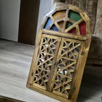 پنجره سنتی گره چینی اینه دار درب بازشو