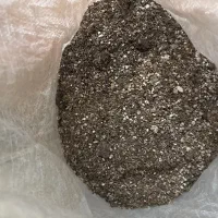 خاک گل و گلدان