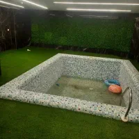 حسنی/۲۶۰مترویلایی/۲طبقه رو پیلوت/۳بر استخر دار/