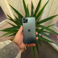 ایفون ۱۱ پرومکس بدون خط و خش قیمت استثناعی