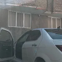یک واحد نقلی از ساختمان دوطبقه درهمکف