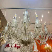 لوستر باکارا