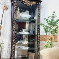 بوفه و ویترین