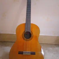 گیتار یاماها C40
