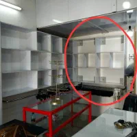 فروش تمامی قفسه های مغازه