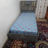 تخت و تشک