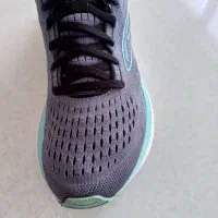 کفش بروکس مدل گلیسرین