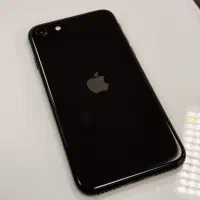 آیفون se 2020 تمیز