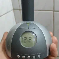 چراغ و رادیو اف ام رو میزی و همراه