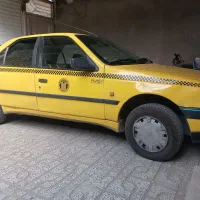 تاکسی داخل شهر خطی