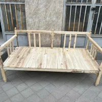 تخت سنتی چوبی