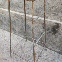 چهار پایه فلزی