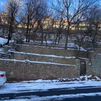 باغچه در جاده چالوس