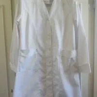 روپوش سفید|لباس|نیشابور, بنیاد شهید|دیوار