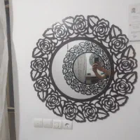 ۶عدد اینه ۲ عدد طرح گول و۴عدد اینه گچی