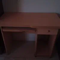 میز کامپیوتر