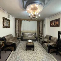 مبل راحتی ست کامل تمیز به همراه میز تلفن فروش فوری