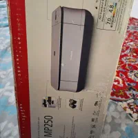 یک دستگاه چاپ رنگی