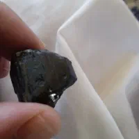 شهاب سنگ اصلی و ضمانتی