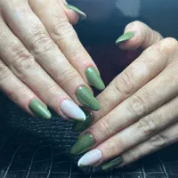 آموزش کاشت ناخن فقط ۲/۹۹۰/۰۰۰ کاشت فقط ۳۹۹