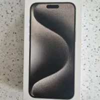 اپل iPhone 15 Pro Max با حافظهٔ ۵۱۲ گیگابایت
