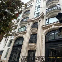 ۱۹۴ متر آجودانیه نوساز کلاسیک طبقه آخر ۳ پارکینگ