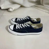 کتونی اسپرت|کیف، کفش، کمربند|هشتگرد, فاز ۷ مهستان|دیوار