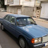 بنز ۲۳۰ دانشجویی