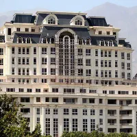 ۴۴۰۰ متر قلب دروس