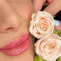 تخفیف ویژه میکرو ابرو و شید لب