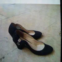 یک جفت کفش مردانه  سایز۴۰ بقیه زنانه ۳۸ و۳۹|کیف، کفش، کمربند|قم, بنیاد|دیوار