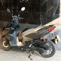 کیلیک واریو ۱۷۰ مشکی