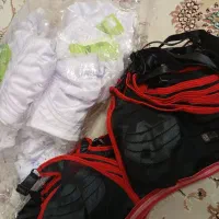 سوتین سفید|لباس|قم, چهار مردان|دیوار