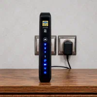 مودم 4G ایرانسل مدل D-100 + سالم و تمیز