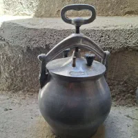 دو عدد زود پز هادی