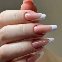 مدل برای کاشت ناخن