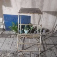 چهارپایه اهنی