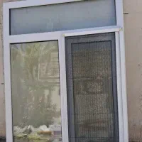 پنجره دو جداره در ابعاد ۱۶۰×۱۲۰  همراه با توری