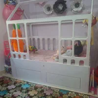 تخت تشک و کمد کودک