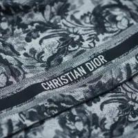 روسری پاییزه|لباس|تهران, باغ فیض|دیوار