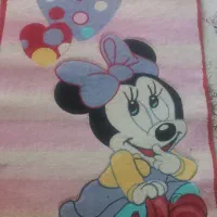 فرش اتاق کودک1در1/5 تمیزوجنس محکم توعکس مشخصه