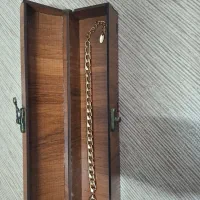 دسبند بدل کارتیر زنانه رنگ ثابت همراه با جعبه چوبی