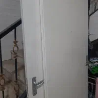 دو درب چوبی دست دوم با دستگیره